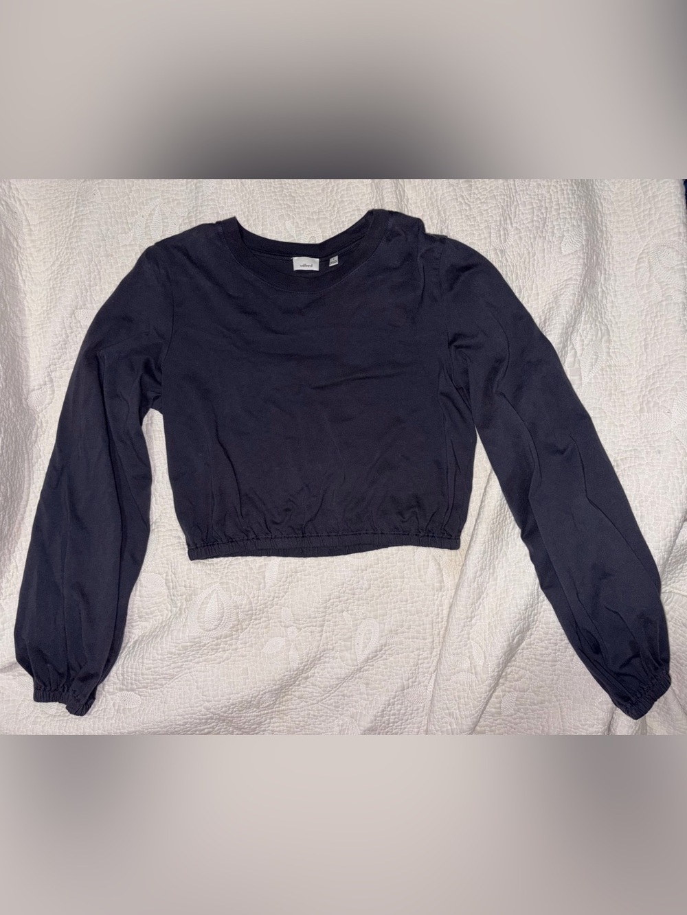 Aritzia Wilfred womens size small navy blue Cropped Crewneck Long-Sleeve Top